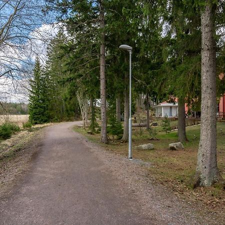 Uppsala Large Family Home Beside Forest Exteriér fotografie